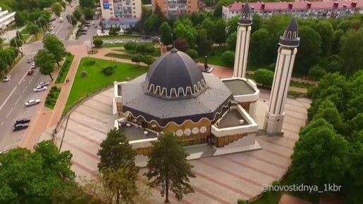 Глава Кабардино-Балкарии Казбек Коков объявил 20 марта нерабочим днём в связи с празднованием одного из главных праздников мусульман Ураза-Байрам