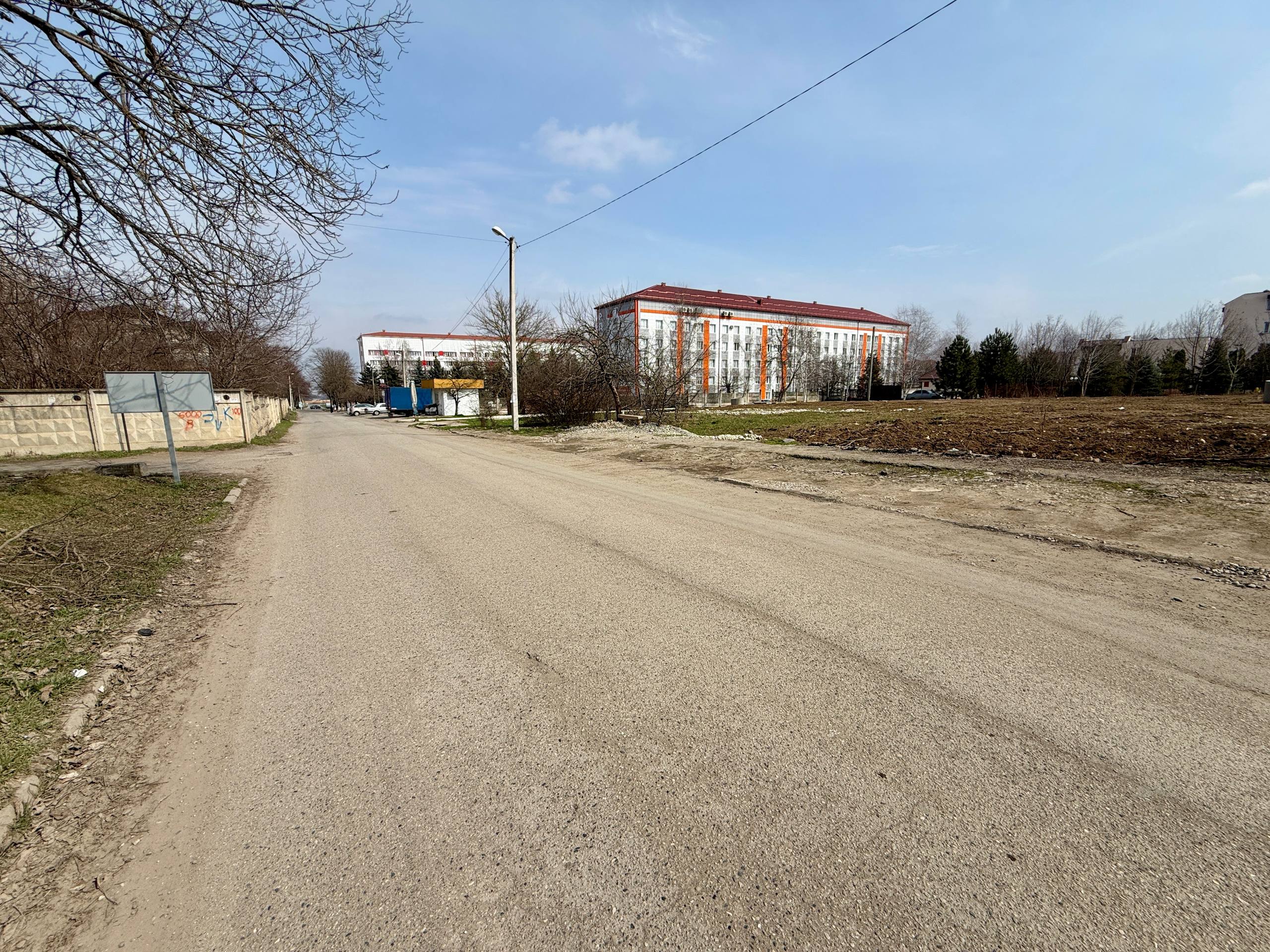 Казбек Коков: Продолжаем дальнейшее развитие дорожно-транспортной инфраструктуры Нальчика, связанной с улицей Шогенова в районе больничного городка, и благоустройство этой территории Казбек Коков: Продолжаем дальнейшее развитие дорожно-транспортной инфраструктуры Нальчика, связанной с улицей Шогенова в районе больничного городка, и благоустройство этой территории