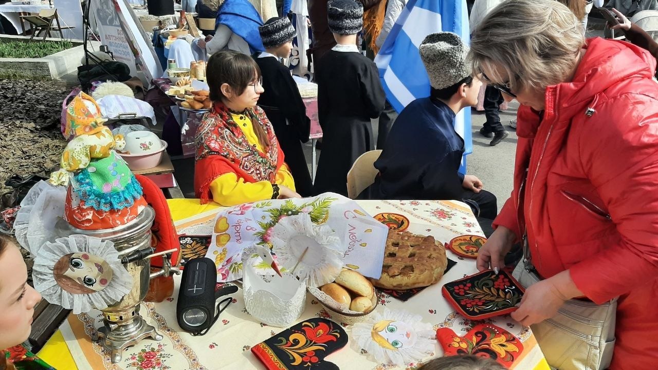 В Прохладном стартовали мероприятия, приуроченные к Году единства народов России В Прохладном стартовали мероприятия, приуроченные к Году единства народов России