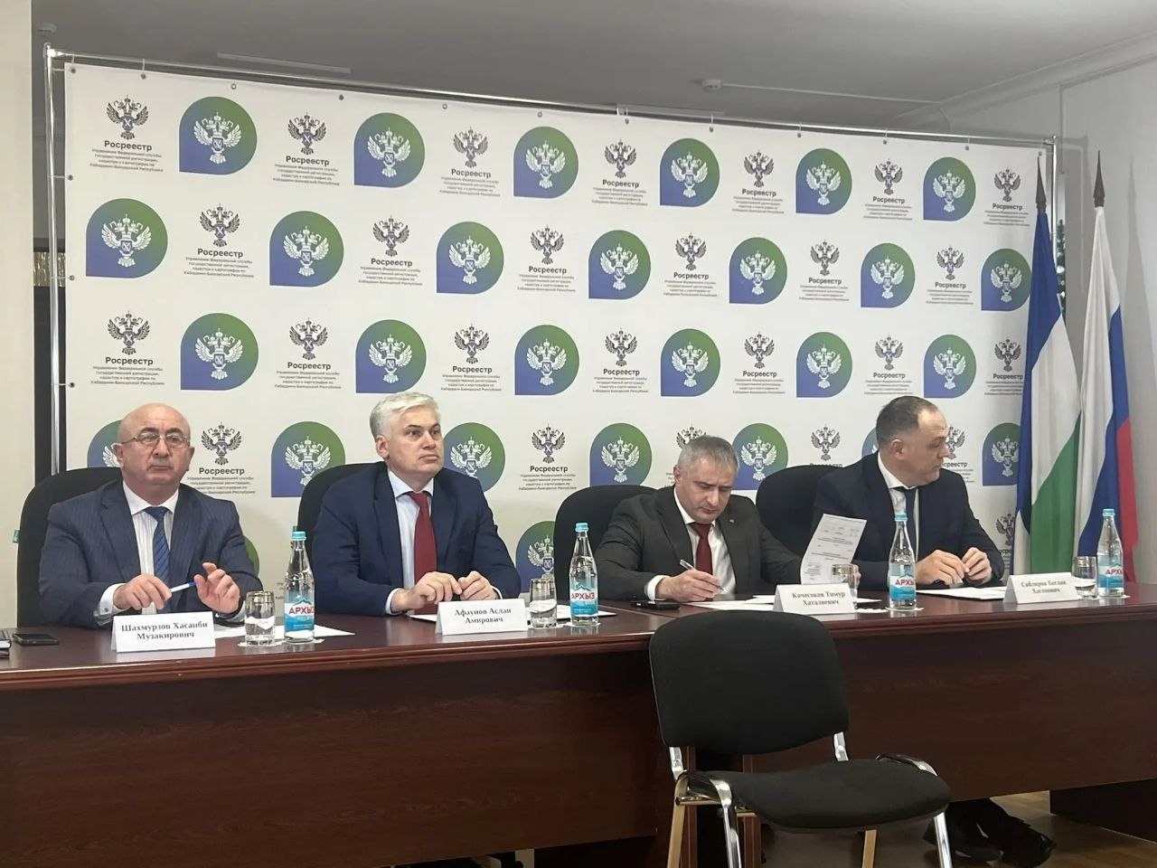 В республиканском Управлении Росреестра подвели итоги года и поговорили о планах на текущий В республиканском Управлении Росреестра подвели итоги года и поговорили о планах на текущий