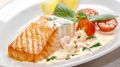 Элегантная форель с креветками в сливочном соусе: быстро и вкусно