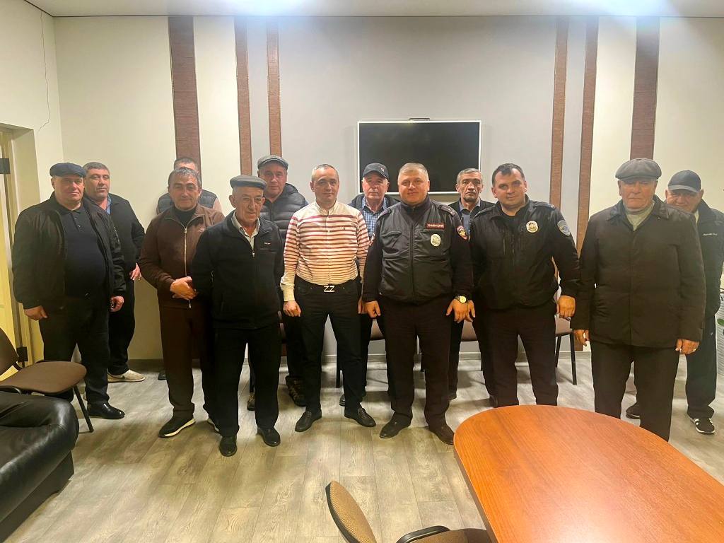 В Баксанском районе состоялась рабочая встреча, направленная на повышение безопасности на пассажирском транспорте В Баксанском районе состоялась рабочая встреча, направленная на повышение безопасности на пассажирском транспорте