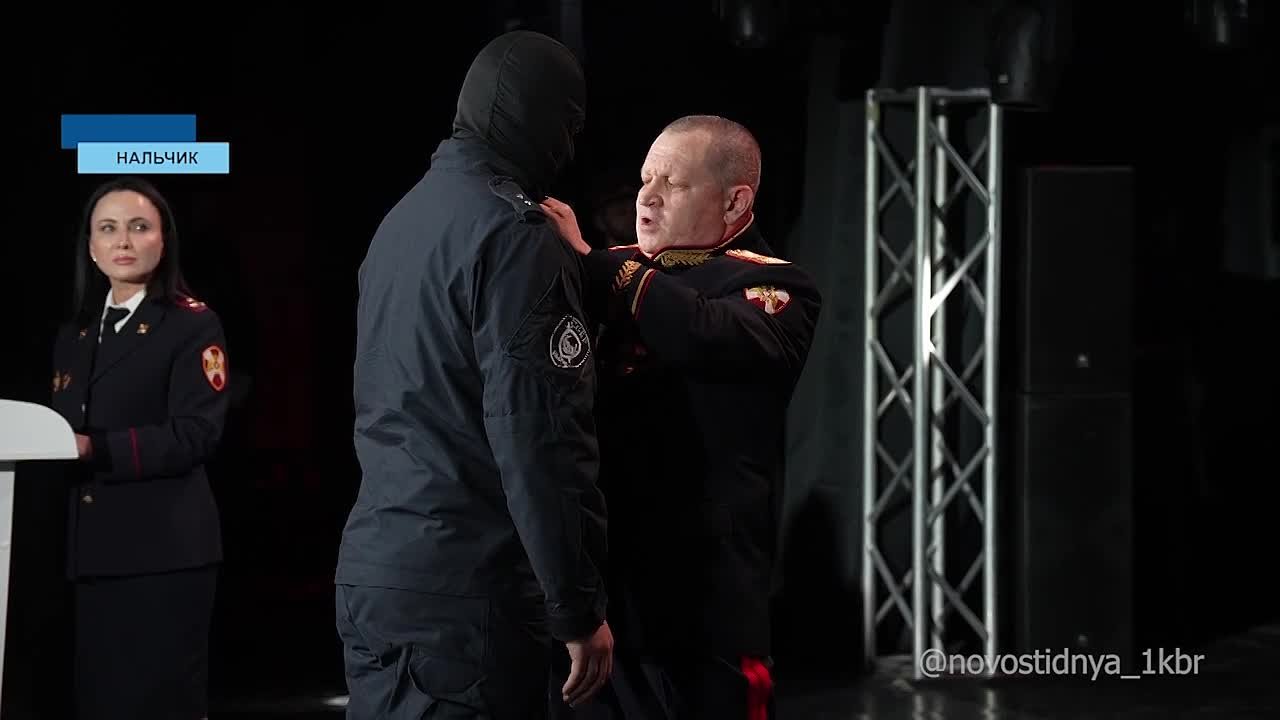 В Нальчике прошло торжественное мероприятие, посвящённое 10-летию Росгвардии и 215-й годовщине со дня создания войск правопорядка