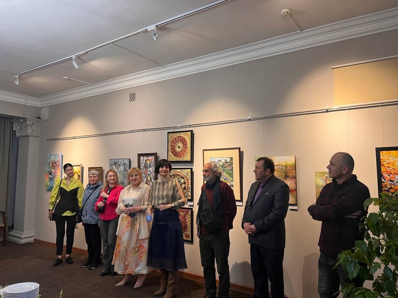 В Нальчике открылась выставка «Смена декораций» В Нальчике открылась выставка «Смена декораций»
