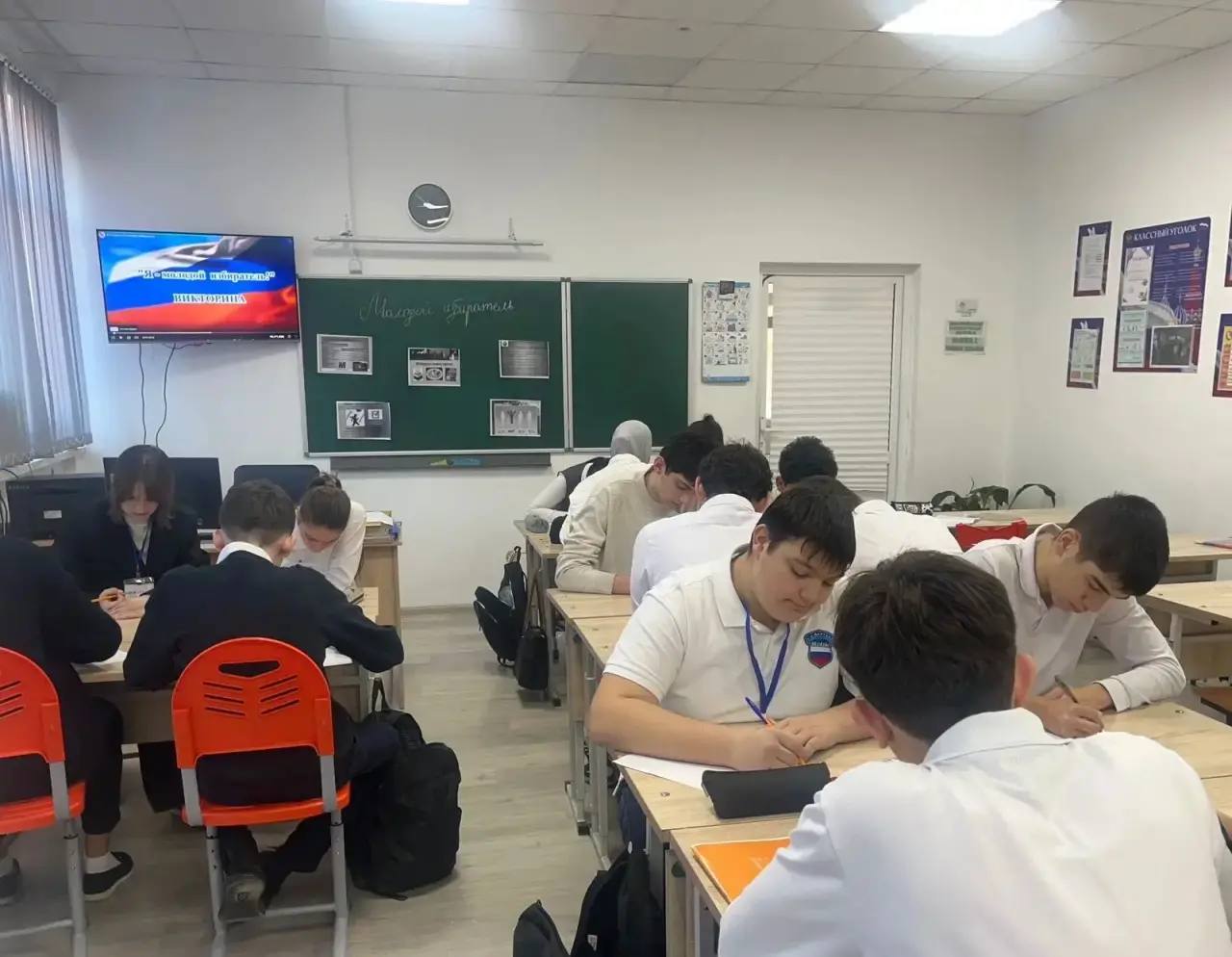 В МКОУ СОШ N1 с.п. Псыгансу прошел круглый стол на тему «Знай свои права» В МКОУ СОШ N1 с.п. Псыгансу прошел круглый стол на тему «Знай свои права»