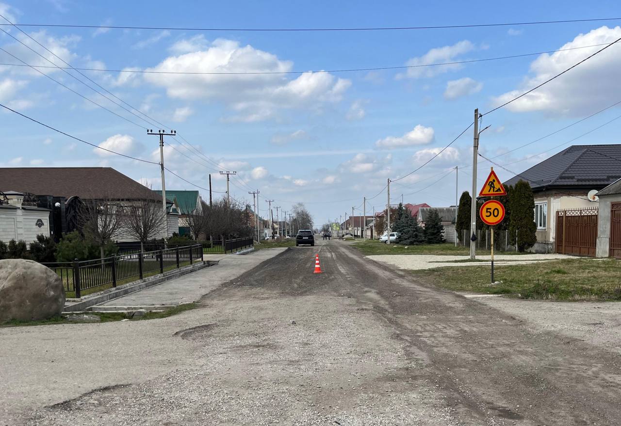 В селении Урвань приступили к ремонту улицы Ленина на отрезке от Калинина до улицы Кардановых В селении Урвань приступили к ремонту улицы Ленина на отрезке от Калинина до улицы Кардановых