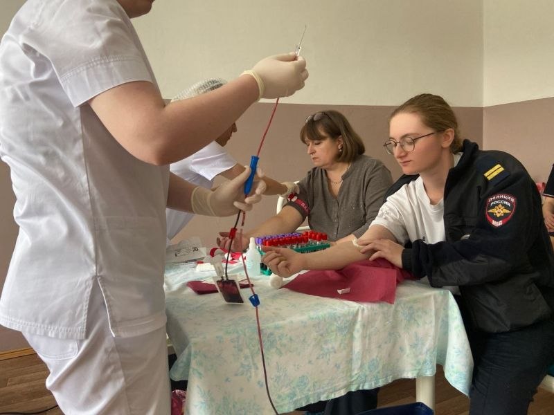 Полицейские Черекского района присоединились к донорской акции Полицейские Черекского района присоединились к донорской акции