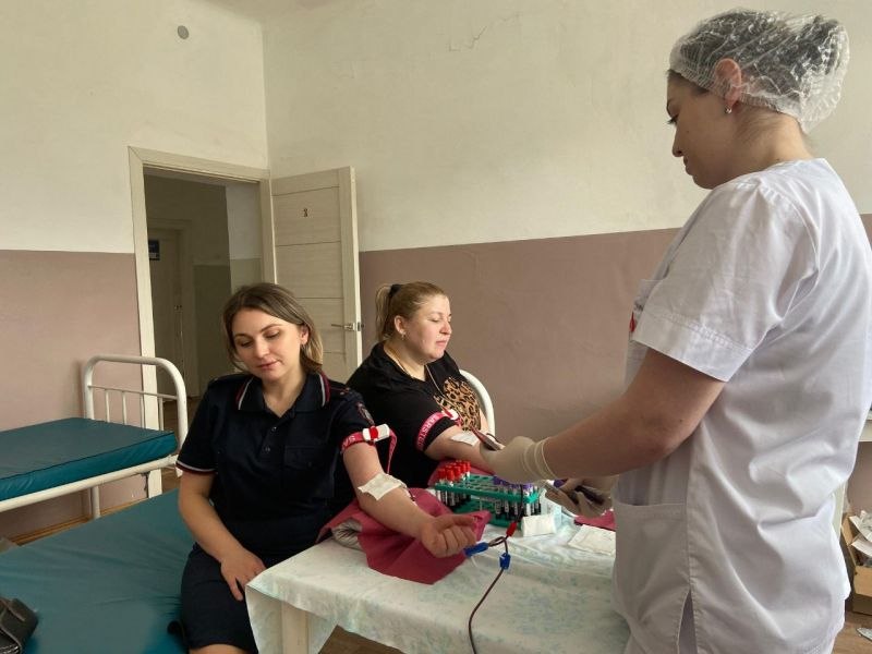 Полицейские Черекского района присоединились к донорской акции Полицейские Черекского района присоединились к донорской акции