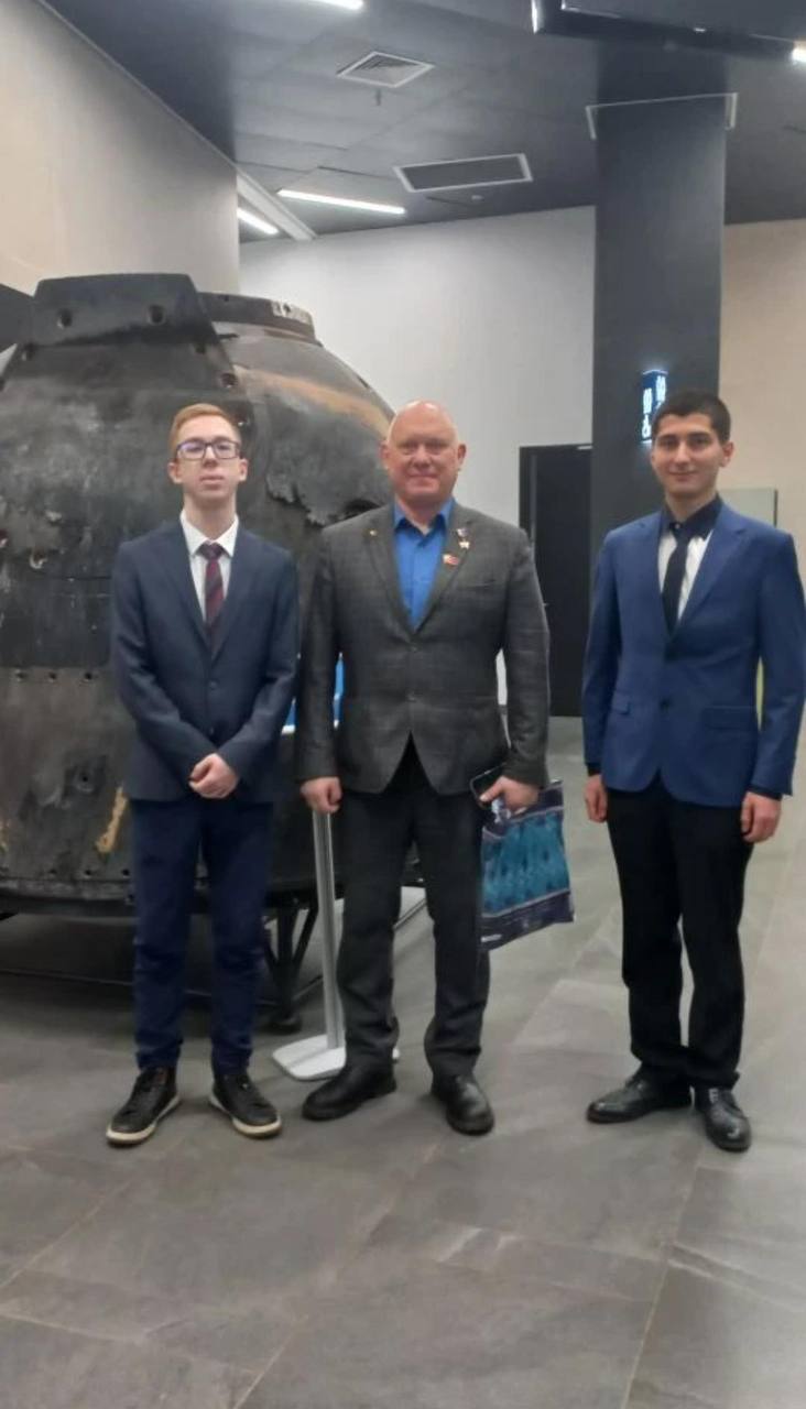 Школьники КБР стали лауреатами научной конференции «Шаг в будущее. Космонавтика» Школьники КБР стали лауреатами научной конференции «Шаг в будущее. Космонавтика»