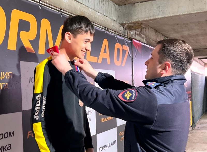 Автоинспекторы Кабардино-Балкарии приняли участие в клубном турнире по картингу Автоинспекторы Кабардино-Балкарии приняли участие в клубном турнире по картингу