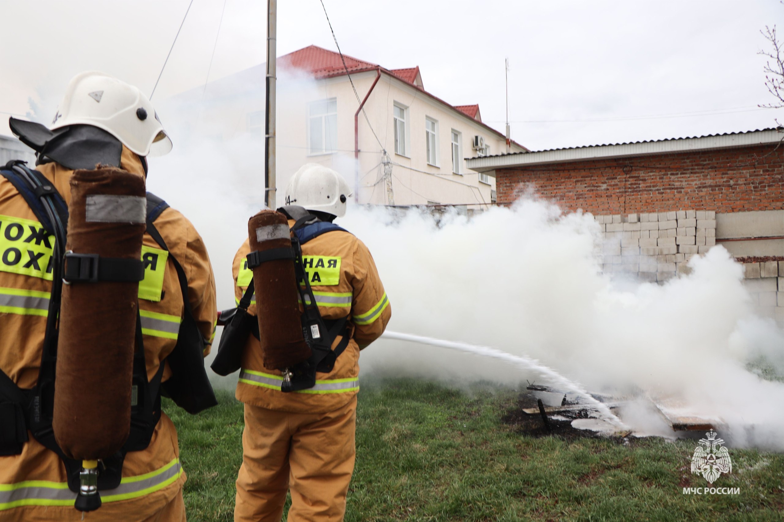 В Лескенском муниципальном районе проведено командно-штабное учение с органами управления, силами и средствами районного звена территориальной подсистемы РСЧС В Лескенском муниципальном районе проведено командно-штабное учение с органами управления, силами и средствами районного звена территориальной подсистемы РСЧС