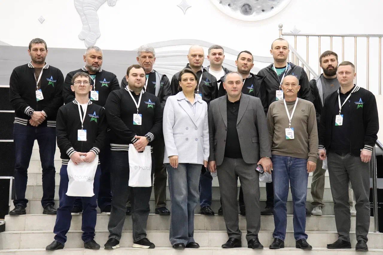 Участники программы «Герои Кабардино-Балкарии» посетили Дом молодёжи Участники программы «Герои Кабардино-Балкарии» посетили Дом молодёжи