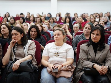 ����� 400 ��������� � ���������-�������� ����� ����������� ������������ �����������, ������������ ������������ �����