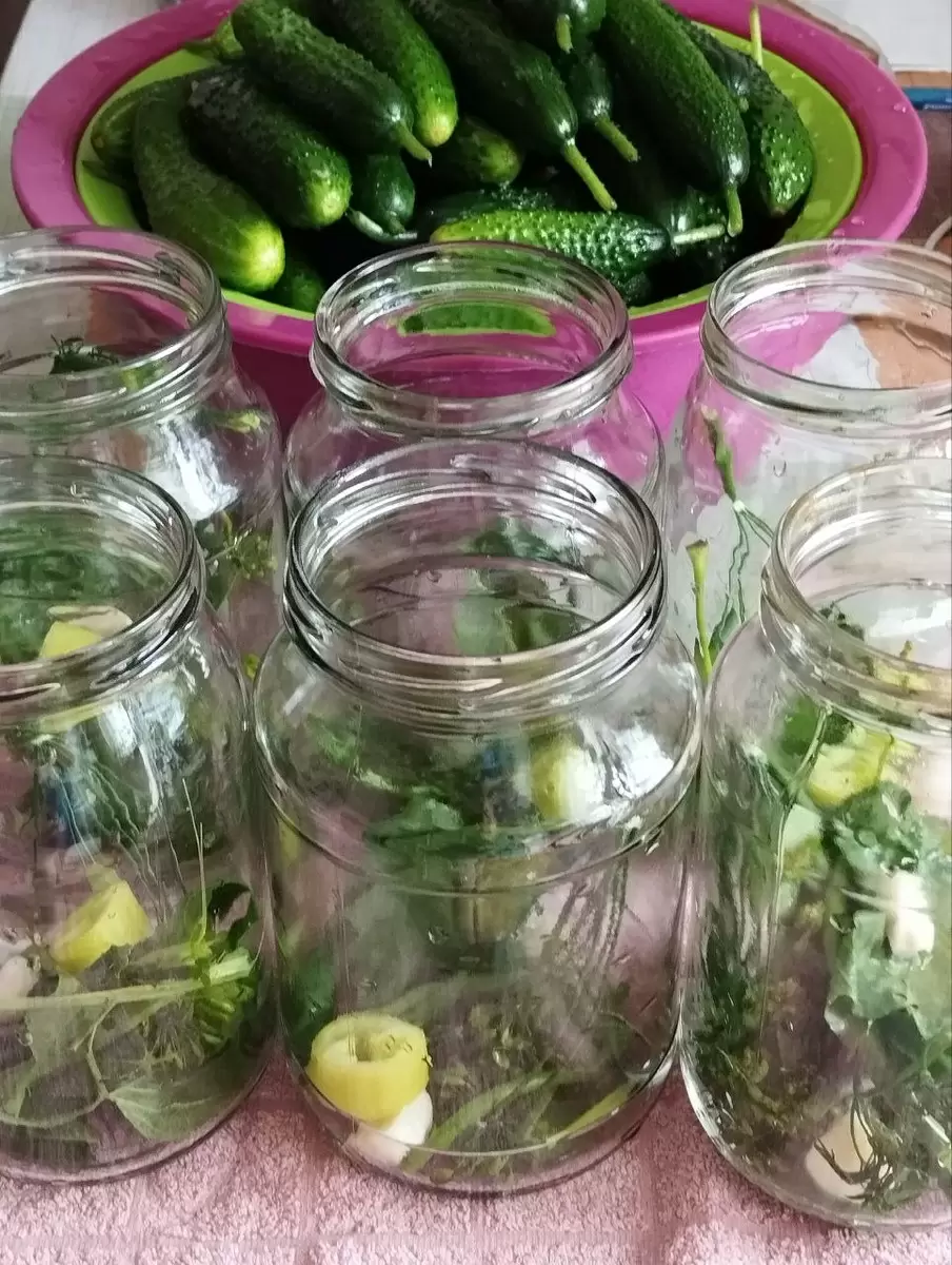 Пошаговый рецепт идеальных маринованных огурцов для домашнего консервирования