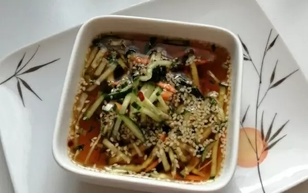 Корейская окрошка ненгуг: освежающий вкус лета на вашем столе