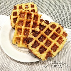 Венские вафли с сулугуни: новое прочтение любимого десерта