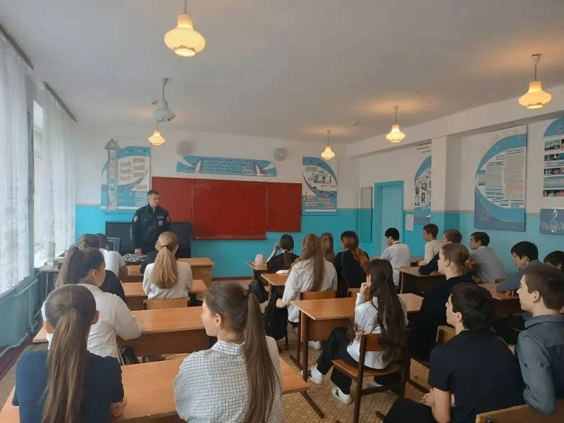 350 школьников Прохладненского района стали участниками акции «Чистое поколение - 2026» 350 школьников Прохладненского района стали участниками акции «Чистое поколение - 2026»