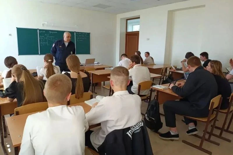 350 школьников Прохладненского района стали участниками акции «Чистое поколение - 2026» 350 школьников Прохладненского района стали участниками акции «Чистое поколение - 2026»