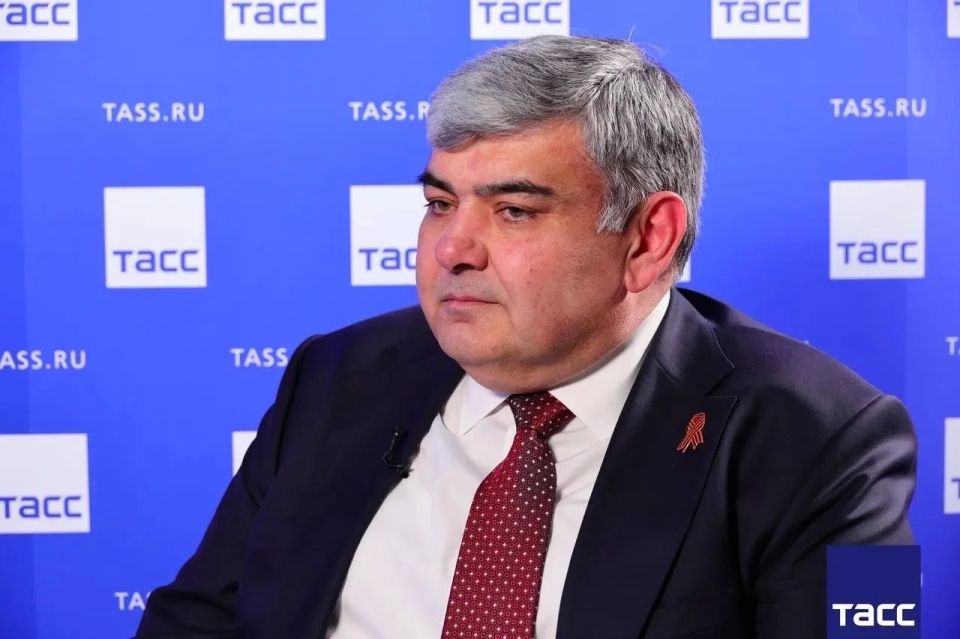 Главное из заявлений, а также фоторепортаж с видеоинтервью главы Кабардино-Балкарской Республики Казбека (КБР) Кокова ТАСС на полях Российско-абхазского перекрестного молодежного форума, который проходит в Нальчике с 4 по 8...