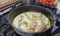 Рыба по-еврейски: нежное блюдо в сметанно-луковом соусе