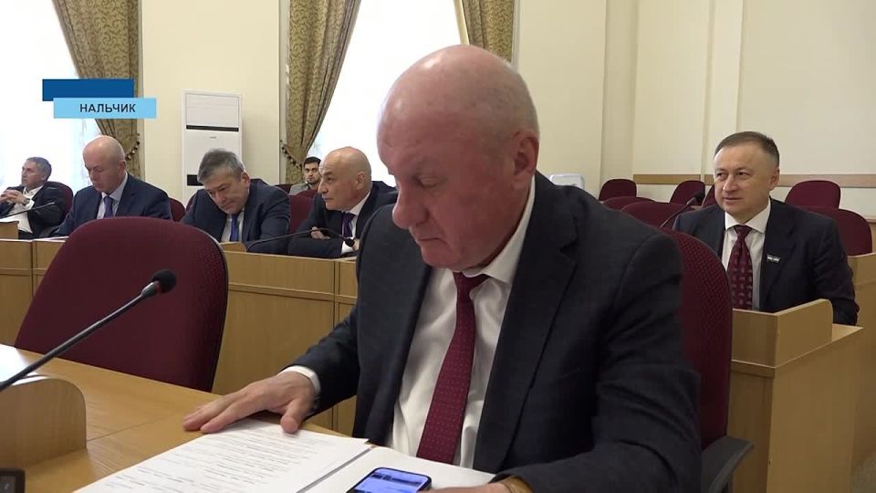 В Парламенте КБР прошли публичные слушания на тему: "Об исполнении республиканского бюджета Кабардино-Балкарской Республики за 2025 год"