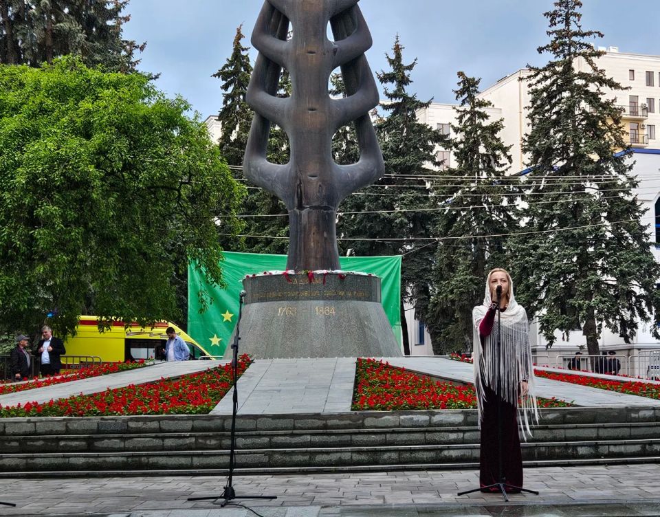 101 горящая свеча в память о жертвах Кавказской войны 101 горящая свеча в память о жертвах Кавказской войны
