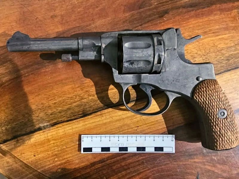 В Чегемском районе сотрудники полиции изъяли револьвер у местного жителя