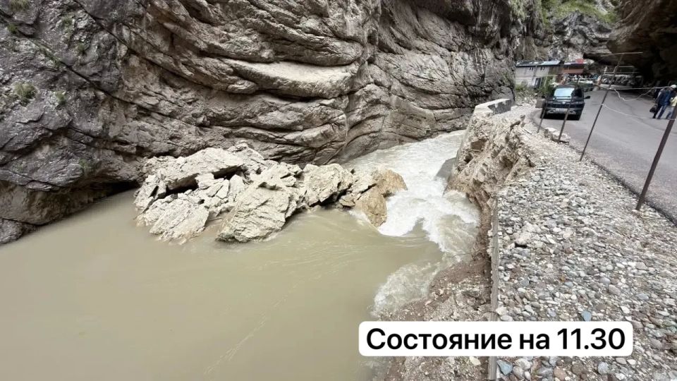 Утром 31 мая 2026 года поступила информация о перекрытии русла реки Чегем опавшей скалой Утром 31 мая 2026 года поступила информация о перекрытии русла реки Чегем опавшей скалой
