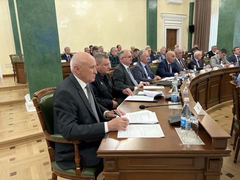 Казбек Коков: На заседании Антинаркотической комиссии Кабардино-Балкарской Республики заслушали информацию о мерах по предупреждению и раскрытию преступлений в сфере незаконного оборота наркотиков, а также о работе... Казбек Коков: На заседании Антинаркотической комиссии Кабардино-Балкарской Республики заслушали информацию о мерах по предупреждению и раскрытию преступлений в сфере незаконного оборота наркотиков, а также о работе...