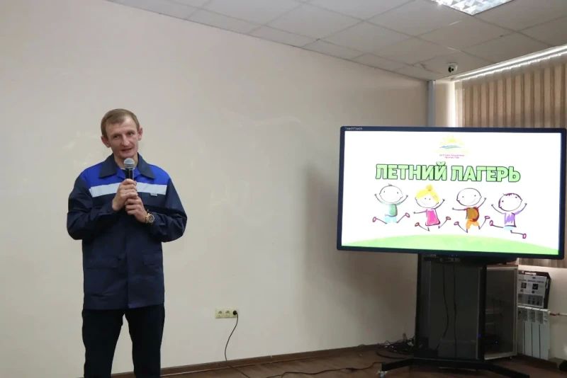 Госавтоинспекции Кабардино-Балкарии провели для детей занятие «Каникулы - под знаком безопасности» Госавтоинспекции Кабардино-Балкарии провели для детей занятие «Каникулы - под знаком безопасности»