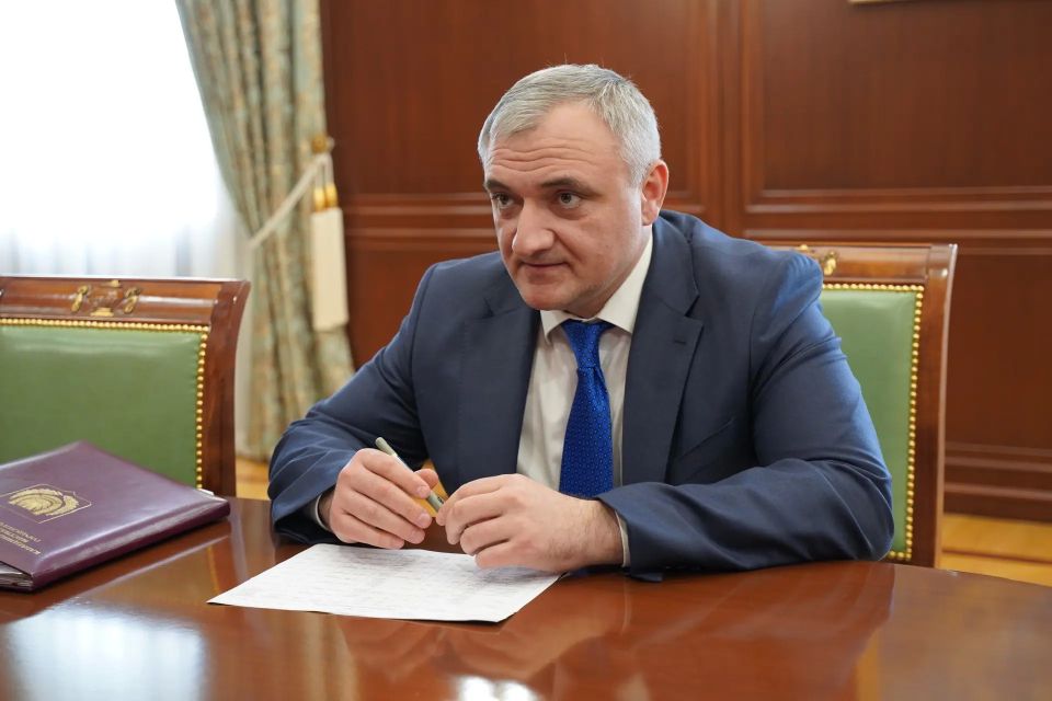 Казбек Коков: Сегодня провел рабочую встречу с Азаматгерием Ашхотовым, временно исполняющим обязанности главы местной администрации городского округа Нальчик Казбек Коков: Сегодня провел рабочую встречу с Азаматгерием Ашхотовым, временно исполняющим обязанности главы местной администрации городского округа Нальчик