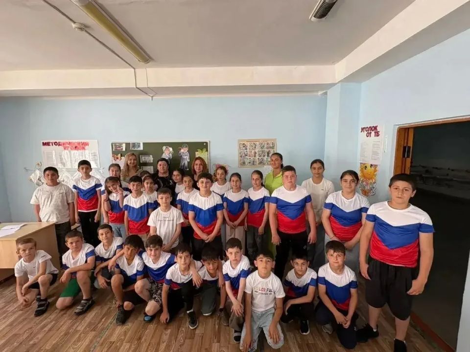 В пришкольном оздоровительном лагере МКОУ «СОШ №2 с.п. Карагач» Прохладненского района, прошло тематическое мероприятие для детей 1-4 классов, "Ты - будущий избиратель " В пришкольном оздоровительном лагере МКОУ «СОШ №2 с.п. Карагач» Прохладненского района, прошло тематическое мероприятие для детей 1-4 классов, "Ты - будущий избиратель "