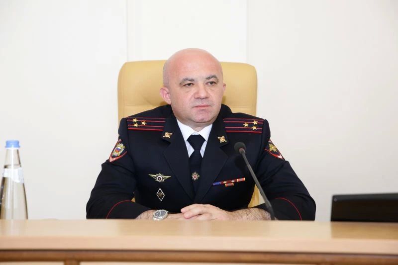 Начальник УВМ МВД Кабардино-Балкарии принял участие в торжественном вручении паспортов юным гражданам республики Начальник УВМ МВД Кабардино-Балкарии принял участие в торжественном вручении паспортов юным гражданам республики