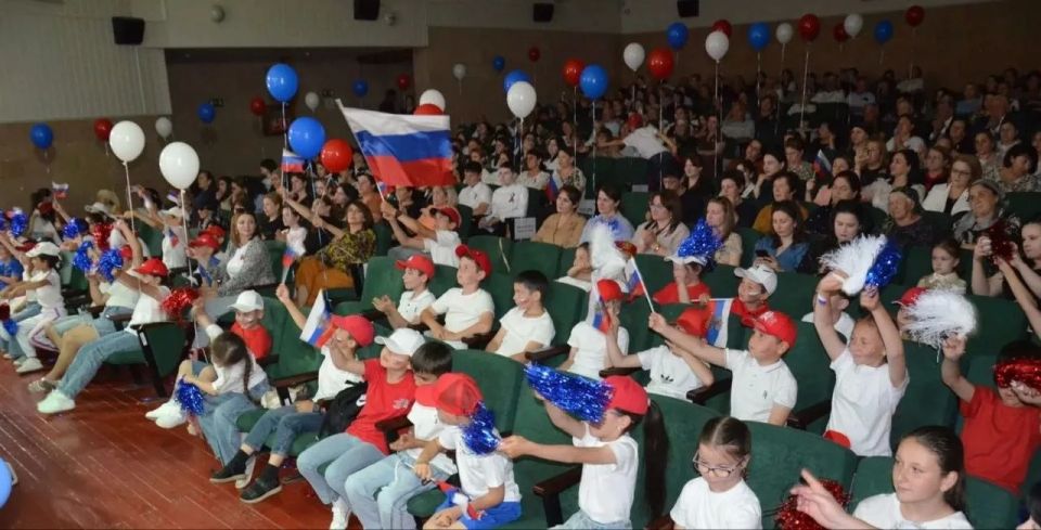 В Зольском муниципальном районе масштабно отметили День России В Зольском муниципальном районе масштабно отметили День России