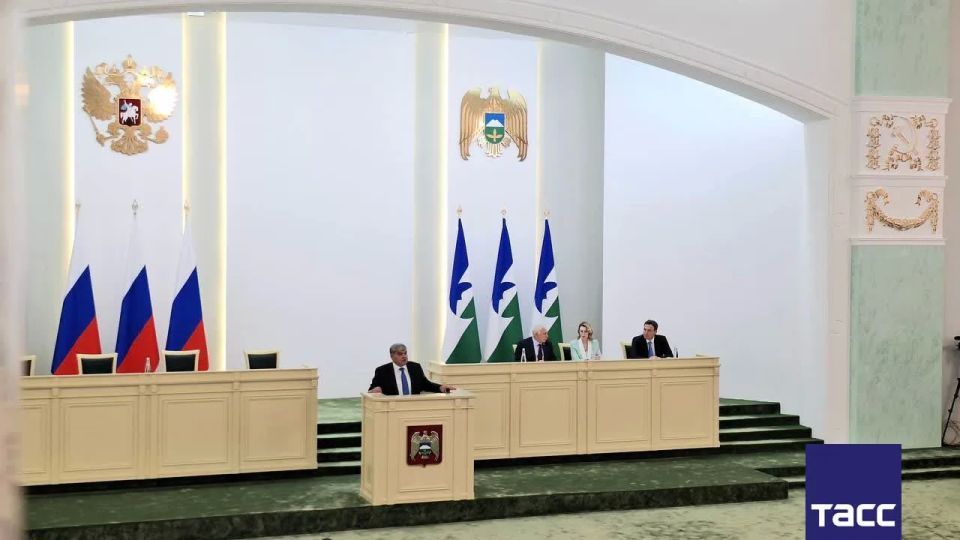 Больше 400 млн рублей направят власти Кабардино-Балкарии в 2026 году на приобретение жилья 198 детям-сиротам и детям, оставшимся без попечения родителей