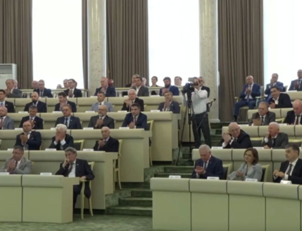 Экономическая динамика и системные решения в ЖКХ укрепляют уверенность в выполнении задач Послания