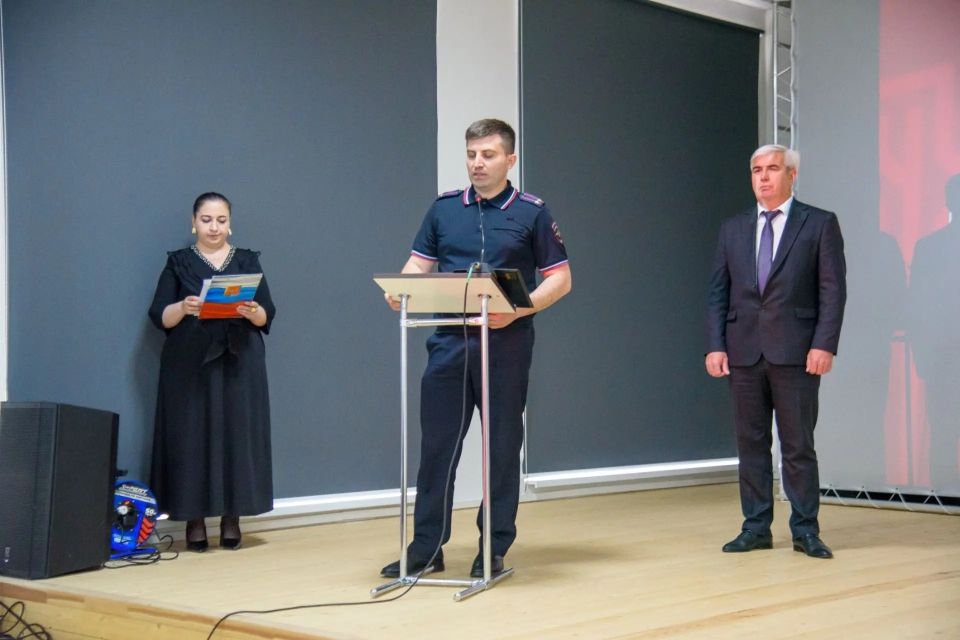 Первая в Кабардино-Балкарии студенческая добровольная народная дружина принесла присягу Первая в Кабардино-Балкарии студенческая добровольная народная дружина принесла присягу