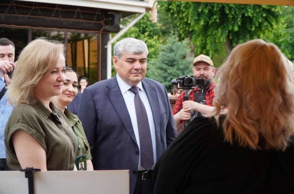 Сегодня наши волонтёры помогают в организации окружного форума Комитета семей воинов Отечества Сегодня наши волонтёры помогают в организации окружного форума Комитета семей воинов Отечества