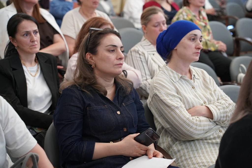 На базе медицинского колледжа Кабардино-Балкарского Государственного университета состоялась очередная встреча с родительским сообществом студентов учреждений средне-специального образования На базе медицинского колледжа Кабардино-Балкарского Государственного университета состоялась очередная встреча с родительским сообществом студентов учреждений средне-специального образования