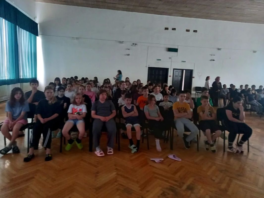 День памяти и скорби. Беседапрезентация «Без права на забвение» День памяти и скорби. Беседапрезентация «Без права на забвение»