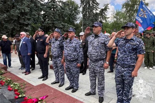 Представители Росгвардии приняли участие в республиканском ветеранском форуме ко Дню ветеранов боевых действий Представители Росгвардии приняли участие в республиканском ветеранском форуме ко Дню ветеранов боевых действий