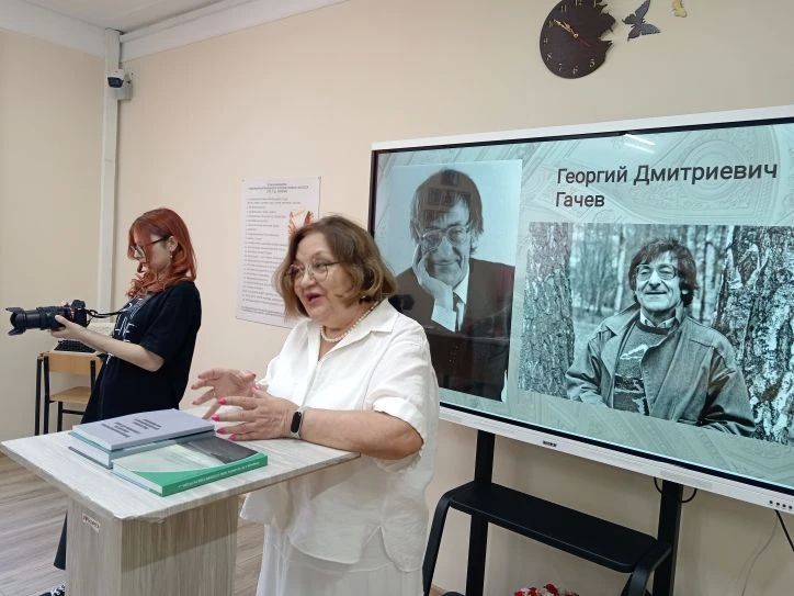 Студентам КБГУ рассказали о культурах мира Студентам КБГУ рассказали о культурах мира