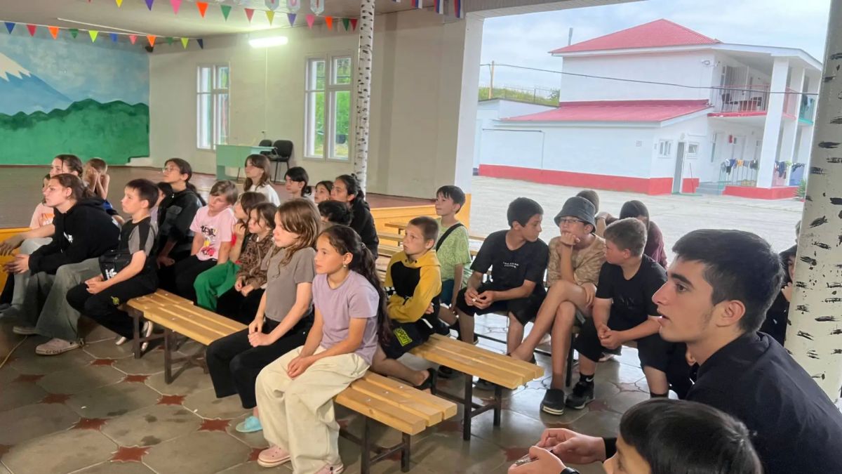 Как не попасться на крючок мошенников в сети, мессенджерах и популярных среди подрастающего поколения играх? Специалисты Минцифры республики объяснили правила поведения в игровых чатах, разобрали схемы мошенничества с... Как не попасться на крючок мошенников в сети, мессенджерах и популярных среди подрастающего поколения играх? Специалисты Минцифры республики объяснили правила поведения в игровых чатах, разобрали схемы мошенничества с...