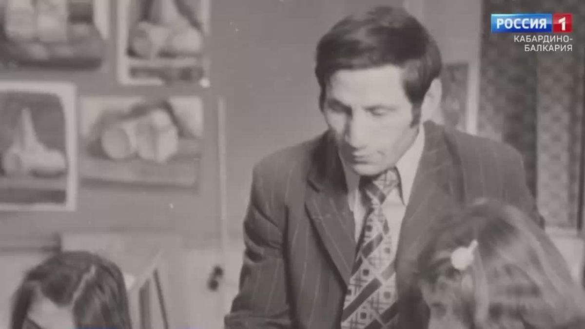Сегодня исполняется 86 лет со дня рождения Бориса Мальбахова – первого в Кабардино-Балкарии доктора искусствоведения и профессора, посвятившего жизнь сохранению национальной художественной традиции