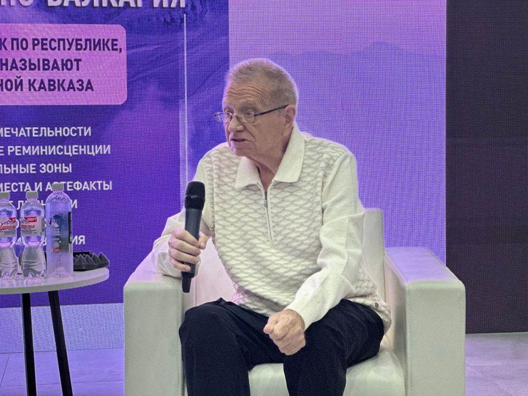 В Кабардино-Балкарии представили уникальный путеводитель по более чем 200 достопримечательностям региона В Кабардино-Балкарии представили уникальный путеводитель по более чем 200 достопримечательностям региона