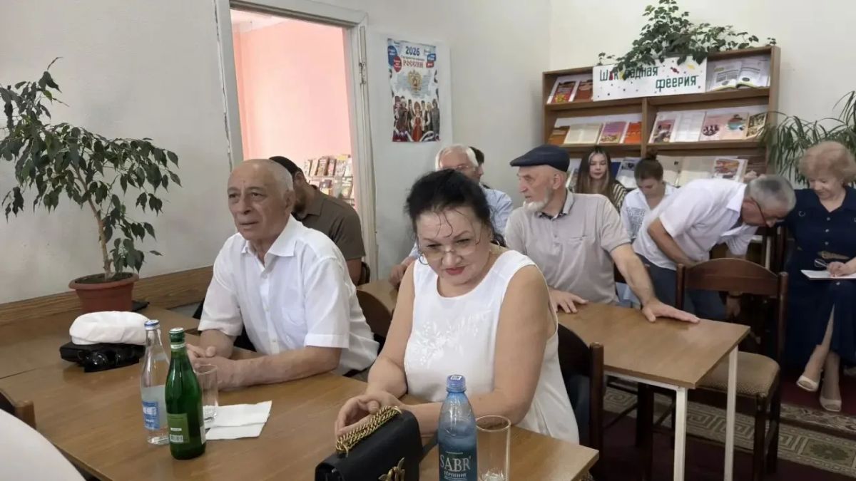 В Нальчике только что открылась фотогалерея «Выдающиеся ученые-изобретатели Кабардино-Балкарии», сообщает наш корреспондент София Хожуева В Нальчике только что открылась фотогалерея «Выдающиеся ученые-изобретатели Кабардино-Балкарии», сообщает наш корреспондент София Хожуева