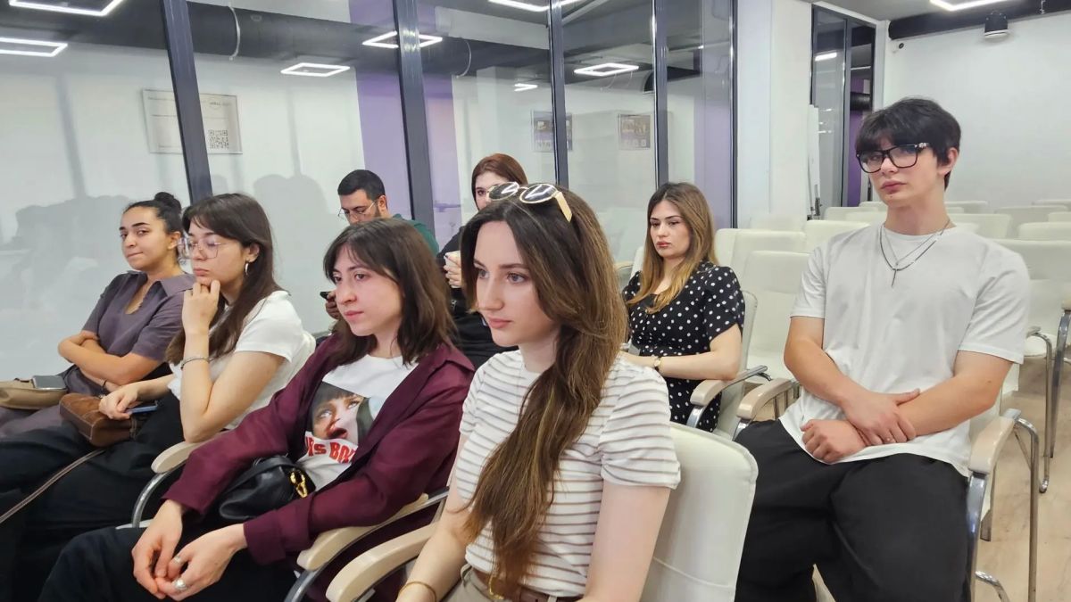 В Нальчике начала работу молодежная школа бизнеса В Нальчике начала работу молодежная школа бизнеса