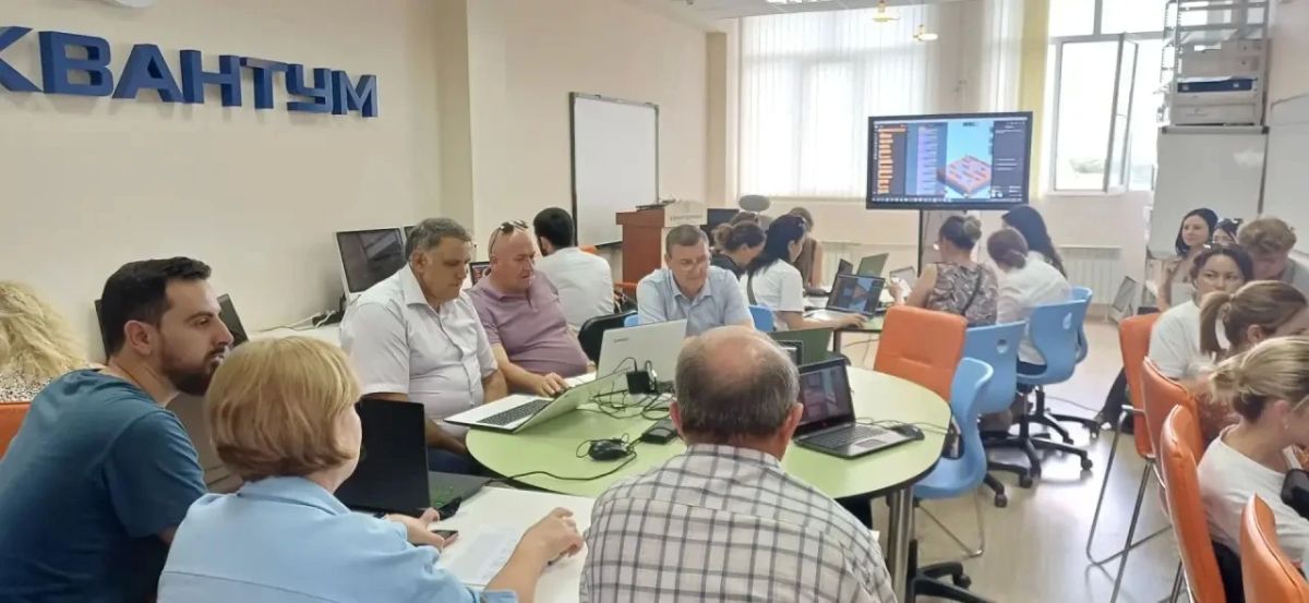 С 20 мая по 29 июля 2026 года в ГБОУ "ДАТ "Солнечный город" Минпросвещения КБР прошёл курс профессиональной переподготовки «Робототехника: программирование и интеграция в образование» С 20 мая по 29 июля 2026 года в ГБОУ "ДАТ "Солнечный город" Минпросвещения КБР прошёл курс профессиональной переподготовки «Робототехника: программирование и интеграция в образование»