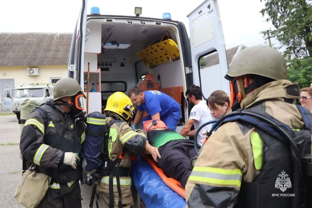 В Прохладном прошли масштабные учения по гражданской обороне В Прохладном прошли масштабные учения по гражданской обороне