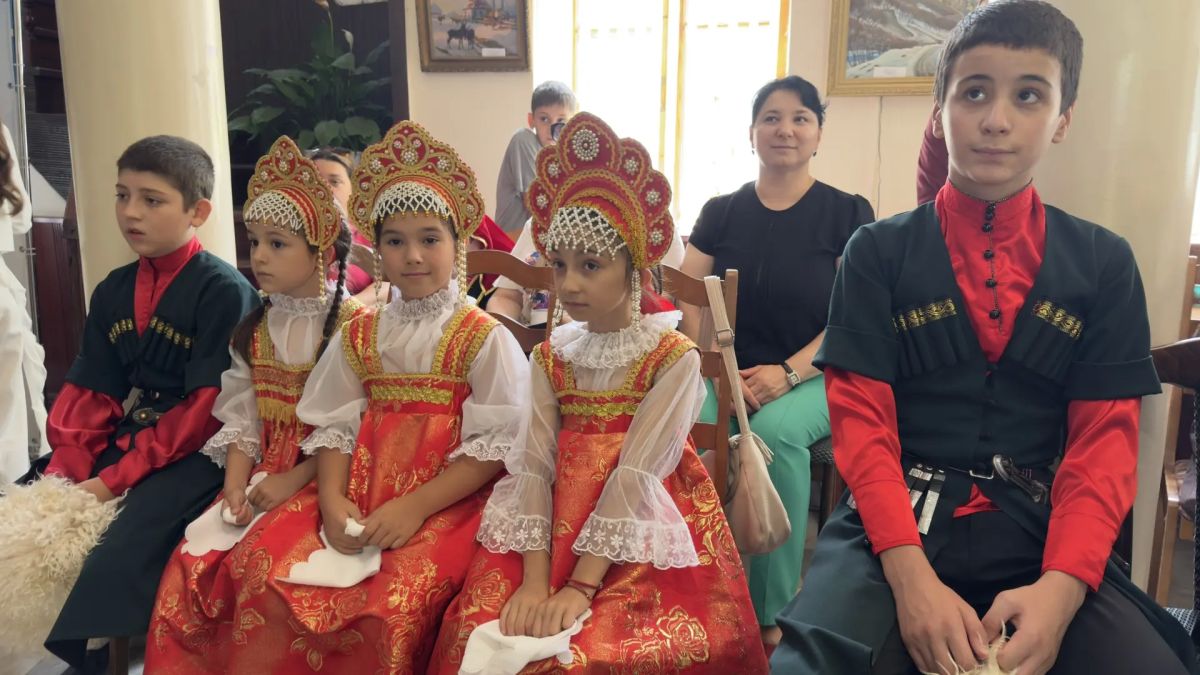 В Нальчике стартовал Межрегиональный патриотический детско-юношеский фестиваль «Россия — наш общий дом» Его посвятили Году дружбы народов России. Участниками стали команды из разных регионов страны, в том числе из поселка... В Нальчике стартовал Межрегиональный патриотический детско-юношеский фестиваль «Россия — наш общий дом» Его посвятили Году дружбы народов России. Участниками стали команды из разных регионов страны, в том числе из поселка...